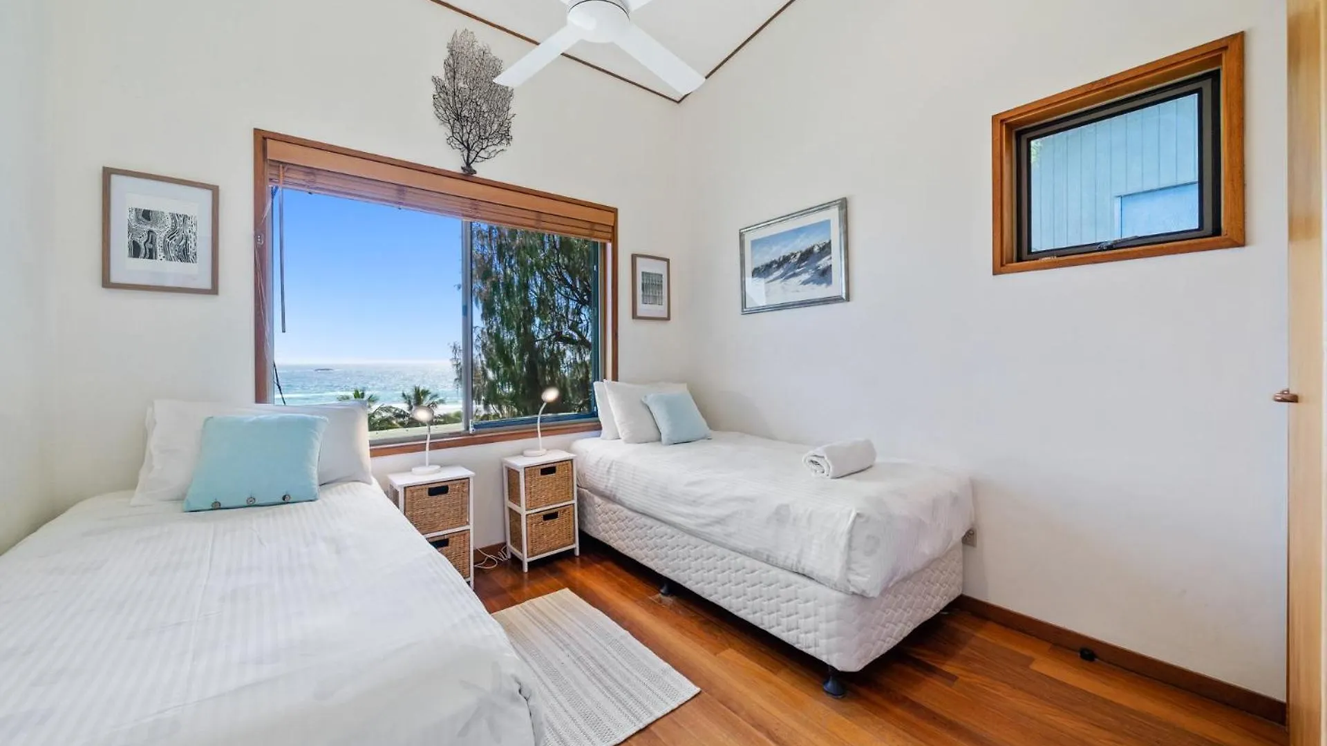Claytons 10 By Discover Stradbroke Point Lookout